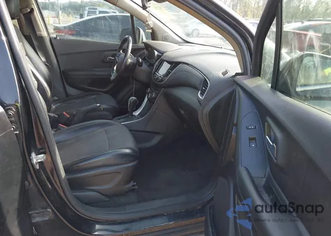 2019 Chevrolet Trax Lt z USA, uszkodzony, nr VIN 3GNCJLSB7KL144605